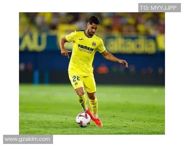 足球球星与肠癌的抗争：从绿茵场到生命战斗的勇气与启示